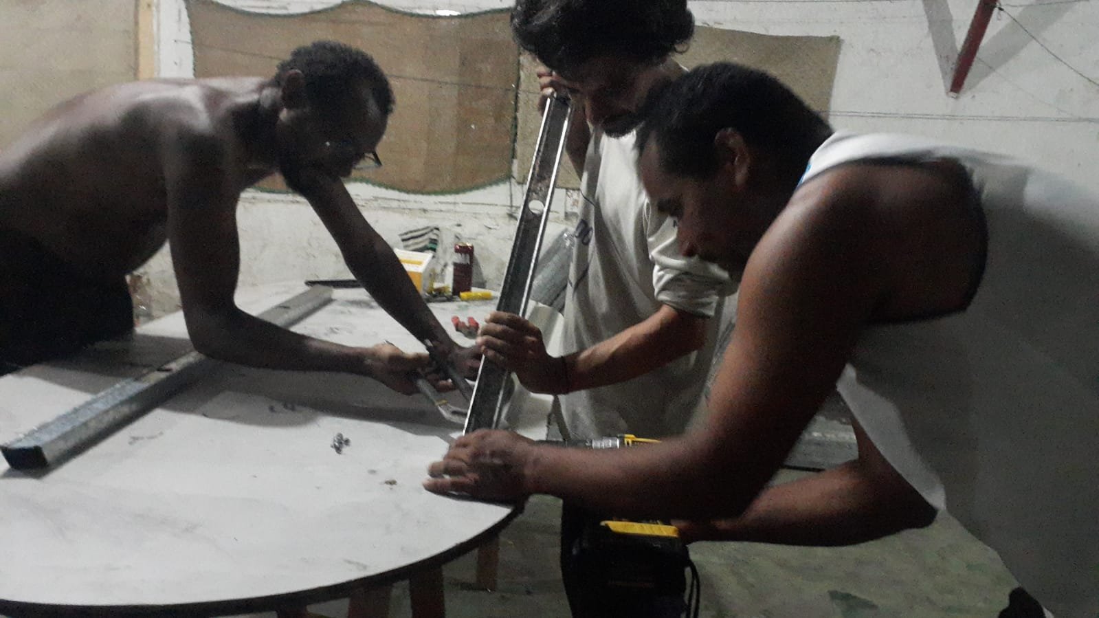 Proceso de ensamble de los triángulos